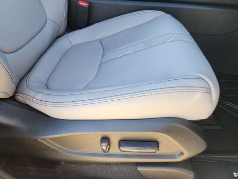 New 2025 Honda Pilot Touring image 22