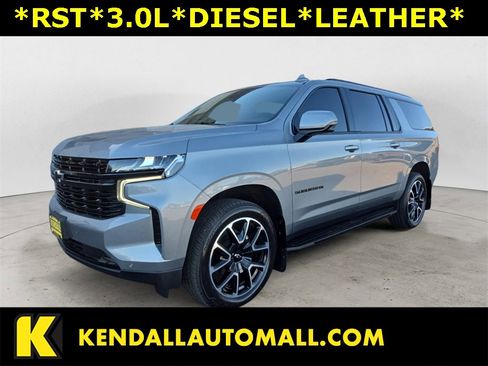 Used 2023 Chevrolet Suburban RST image 1