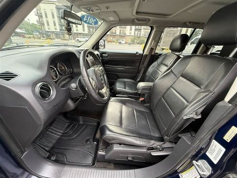 Used 2014 Jeep Patriot Limited w/ Sun/Sound Group AWD/4WD image 11