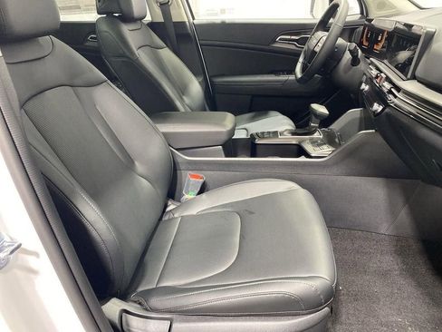 New 2026 Kia Sportage EX FWD image 28