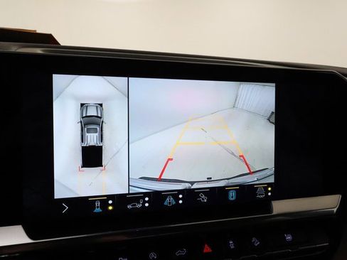 Used 2022 GMC Sierra 1500 SLT w/ SLT Premium Plus Package image 15