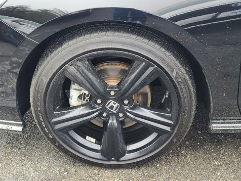 Used 2025 Honda Accord Sport image 2