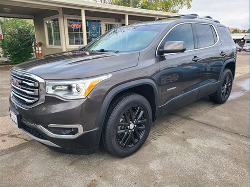 Used 2019 GMC Acadia SLT image 1