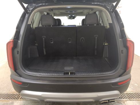 Used 2021 Kia Telluride EX w/ EX Premium Package FWD image 29