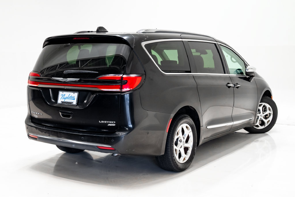 Used 2021 Chrysler Pacifica Limited w/ Premium & Safety Sphere Group AWD/4WD image 36