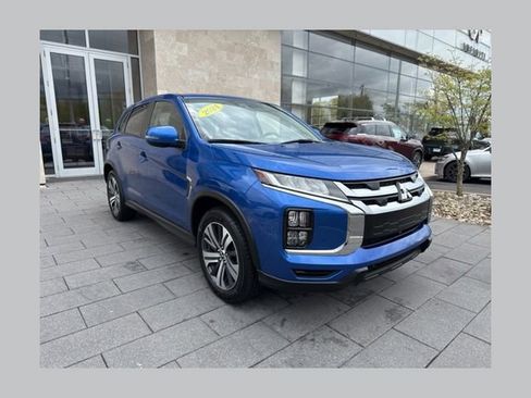 Used 2024 Mitsubishi Outlander Sport SE AWD/4WD image 1