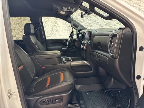 Used 2023 GMC Sierra 2500 AT4 w/ AT4 Preferred Package image 12