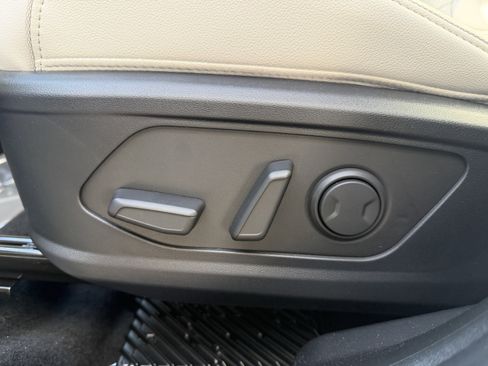 New 2026 Hyundai Tucson Limited image 32