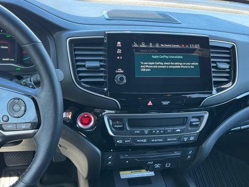 Used 2021 Honda Pilot Black Edition image 22