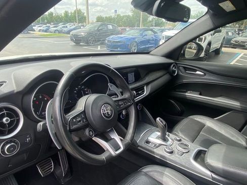 Used 2022 Alfa Romeo Stelvio Sprint RWD image 14