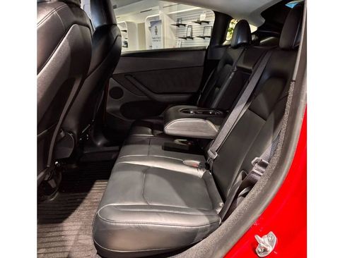 Used 2024 Tesla Model Y Long Range image 22