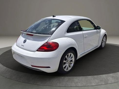 Used 2017 Volkswagen Beetle 1.8T SE FWD image 5
