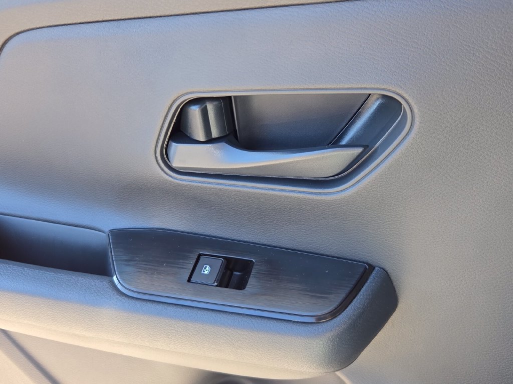 New 2027 Nissan Kicks S FWD image 9