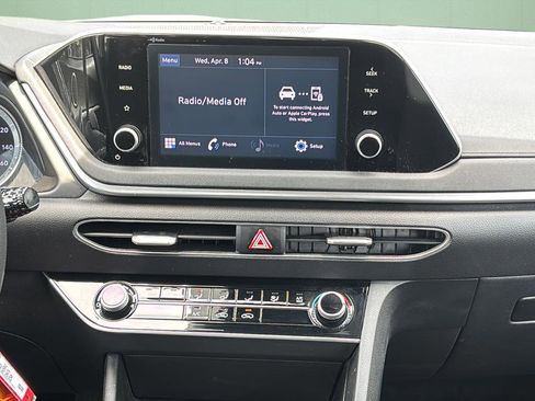 Used 2023 Hyundai Sonata SE FWD image 19