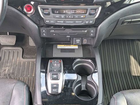 Used 2020 Honda Pilot Black Edition image 21