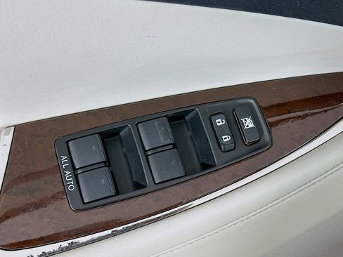 Used 2010 Lexus ES 350 FWD image 15