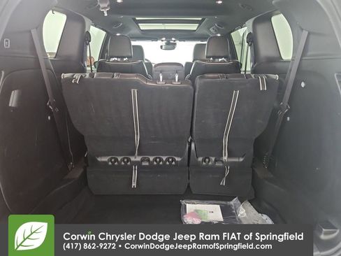 Used 2025 Chrysler Pacifica Limited FWD image 34