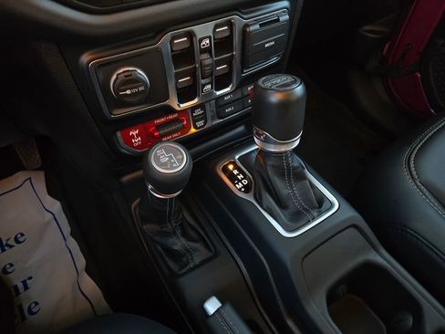 Used 2024 Jeep Wrangler Unlimited Rubicon 392 image 25