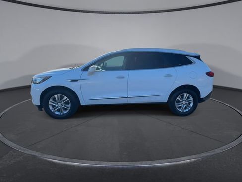 Used 2018 Buick Enclave Essence image 9
