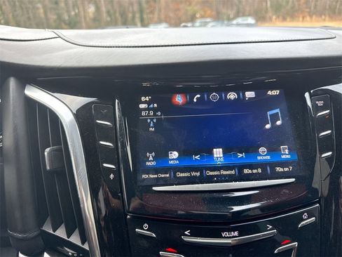 Used 2020 Cadillac Escalade Platinum image 26