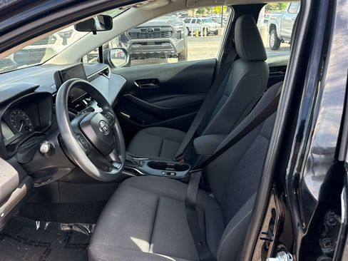 Used 2024 Toyota Corolla LE FWD image 11
