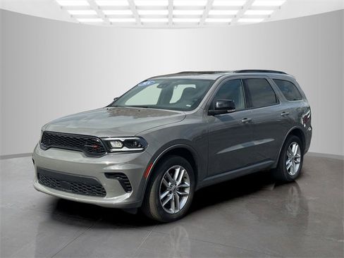 Certified 2024 Dodge Durango GT image 3