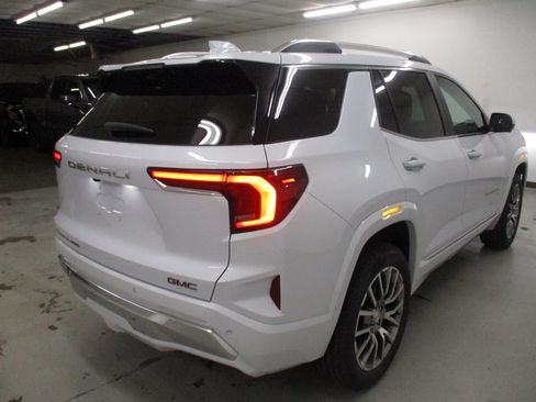 New 2026 GMC Terrain Denali AWD/4WD image 6