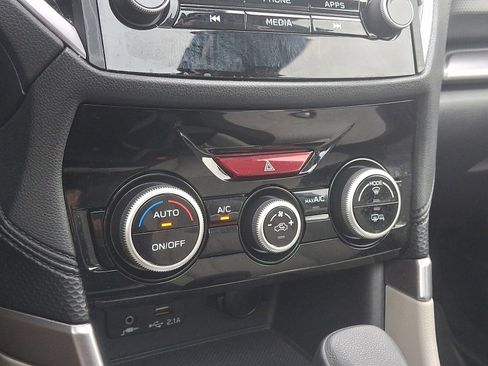 Certified 2023 Subaru Forester Premium image 15