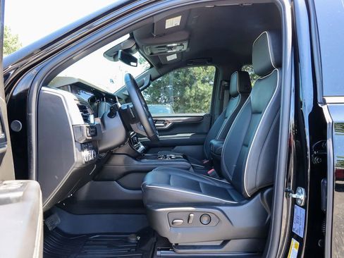 Used 2025 GMC Yukon Elevation w/ LPO, Floor Liner Package AWD/4WD image 35