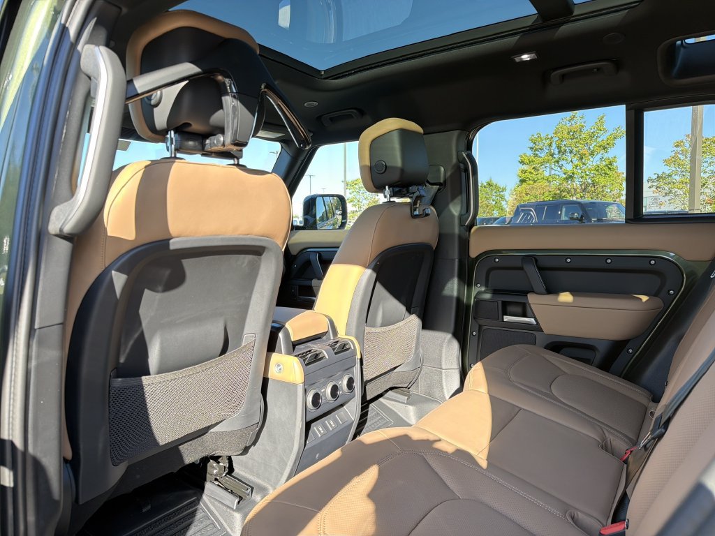 New 2026 Land Rover Defender 110 S AWD/4WD image 11