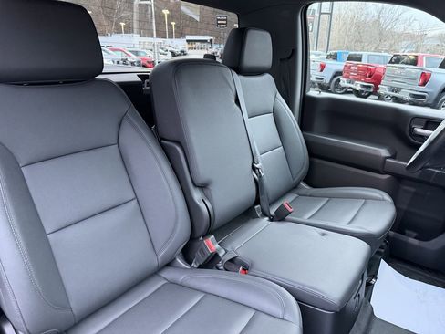 Used 2025 Chevrolet Silverado 1500 W/T w/ WT Value Package image 17