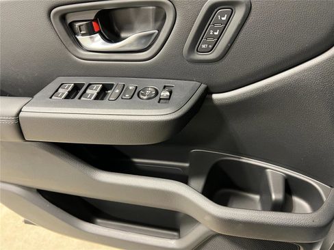 New 2025 Honda Pilot Touring image 15