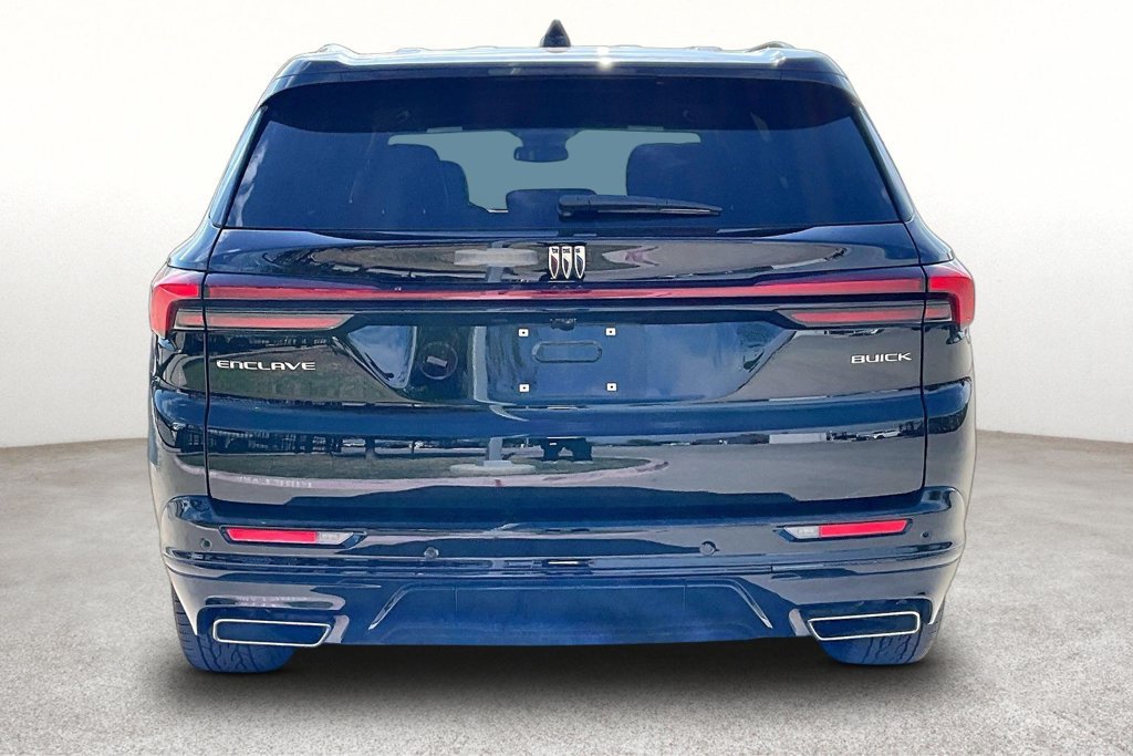 Used 2025 Buick Enclave Sport Touring w/ Trailering Package, 5000 lbs. FWD image 4