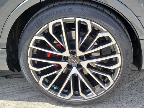 New 2026 Audi SQ7 Prestige AWD/4WD image 12