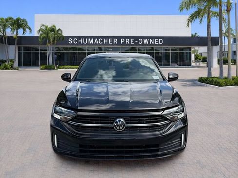 Used 2023 Volkswagen Jetta Sport FWD image 2