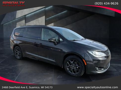 Used 2019 Chrysler Pacifica Limited w/ S Appearance Package image 5