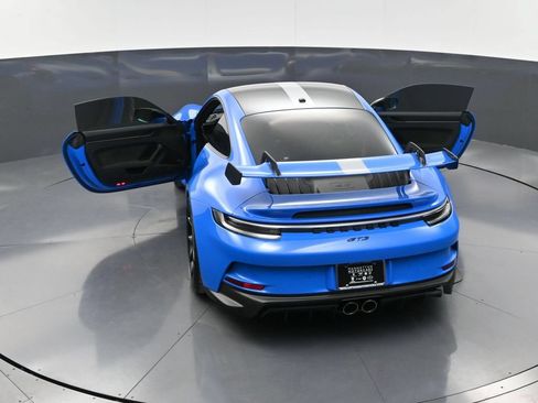 Certified 2022 Porsche 911 GT3 RWD image 33