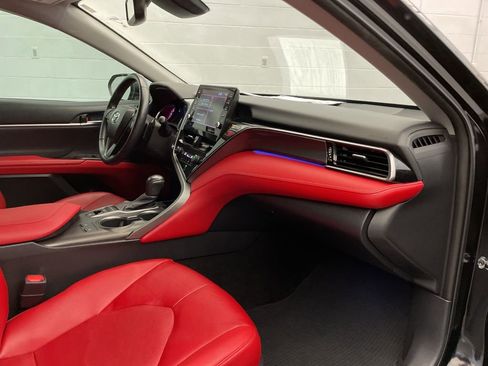 Used 2023 Toyota Camry XSE FWD image 23