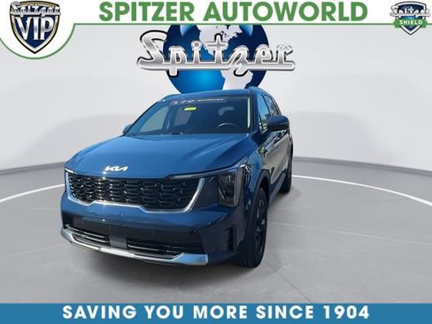 Certified 2024 Kia Sorento S AWD/4WD image 4