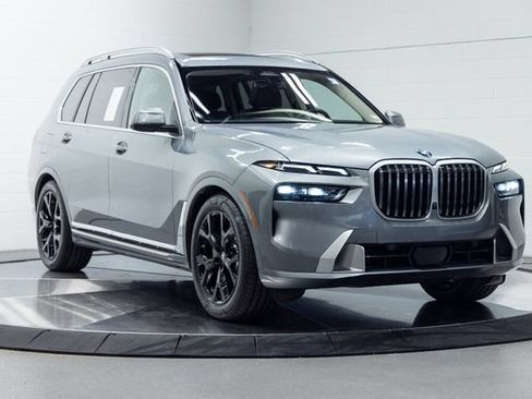 Certified 2025 BMW X7 xDrive40i AWD/4WD image 4