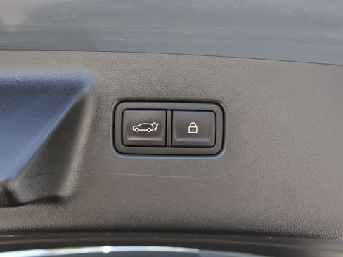 Used 2025 Hyundai Santa Fe SEL AWD/4WD image 19