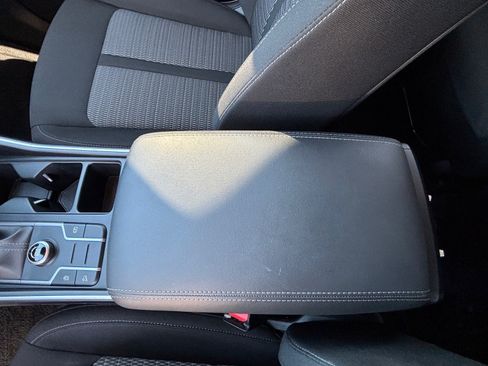 Certified 2023 Kia Sorento LX FWD image 17