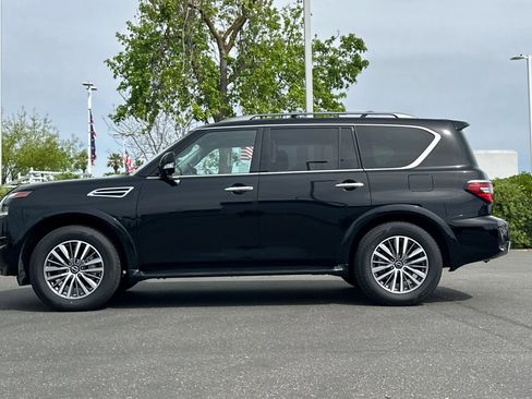 Used 2023 Nissan Armada SL w/ Cargo Package AWD/4WD image 7