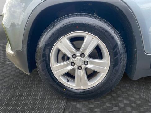 Used 2020 Chevrolet Trax LS w/ Tint and Cruise Package image 31