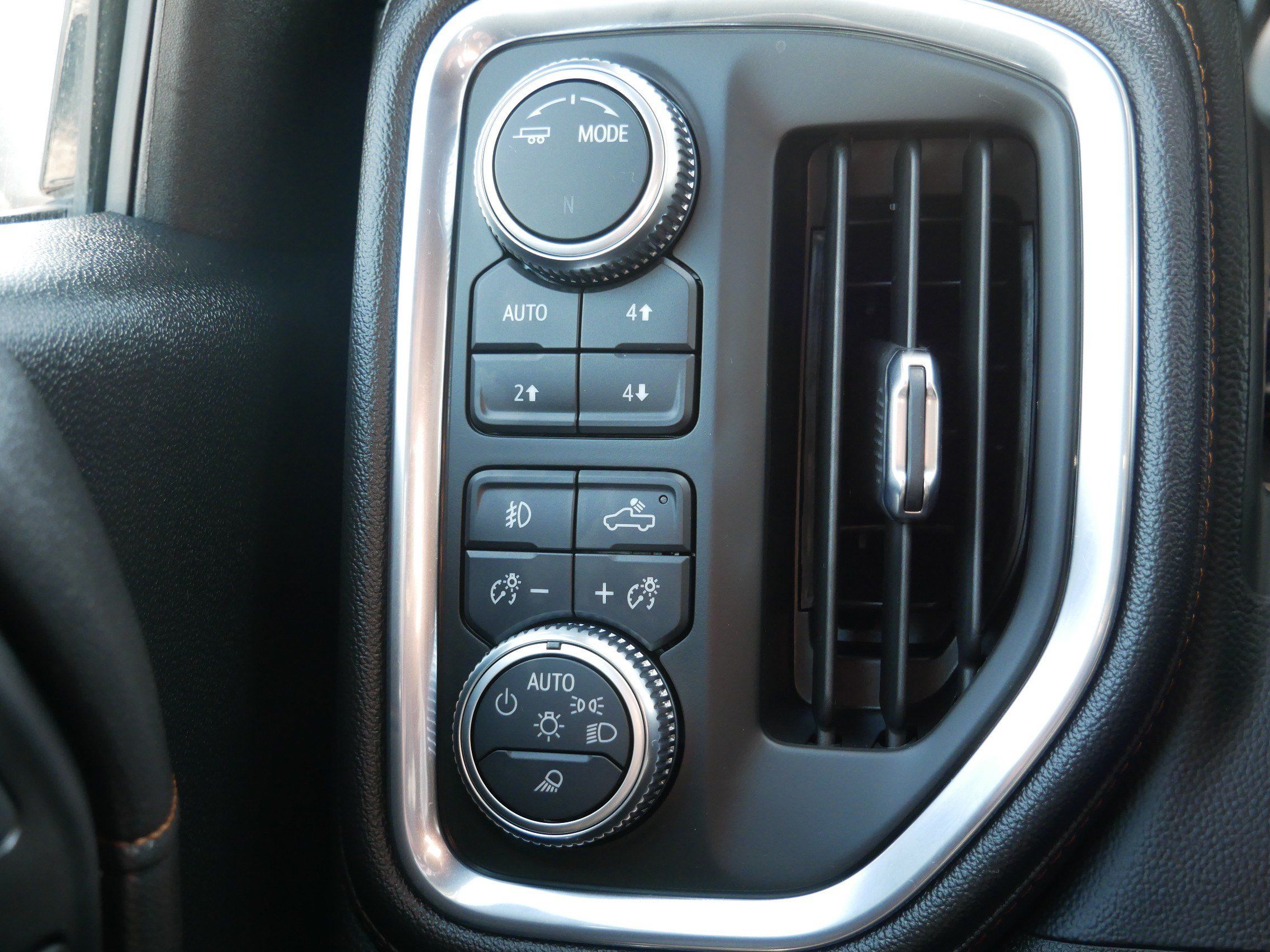 Used 2021 GMC Sierra 1500 AT4 AWD/4WD image 24