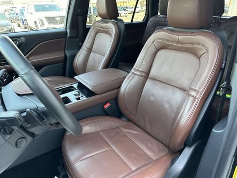 Used 2025 Lincoln Aviator Reserve w/ Illumination Package AWD/4WD image 50
