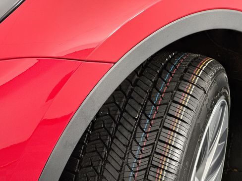 Used 2023 Tesla Model Y Long Range image 14