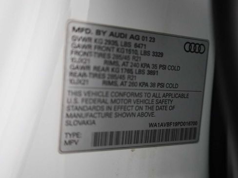 Used 2023 Audi Q8 Premium w/ Convenience Package AWD/4WD image 41
