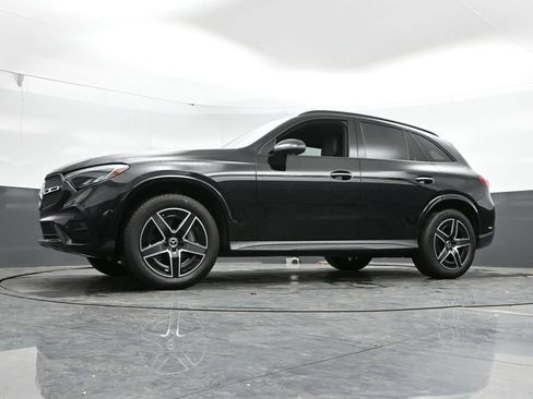 Used 2023 Mercedes-Benz GLC 300 image 41