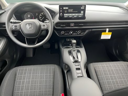 Used 2026 Honda HR-V LX image 11